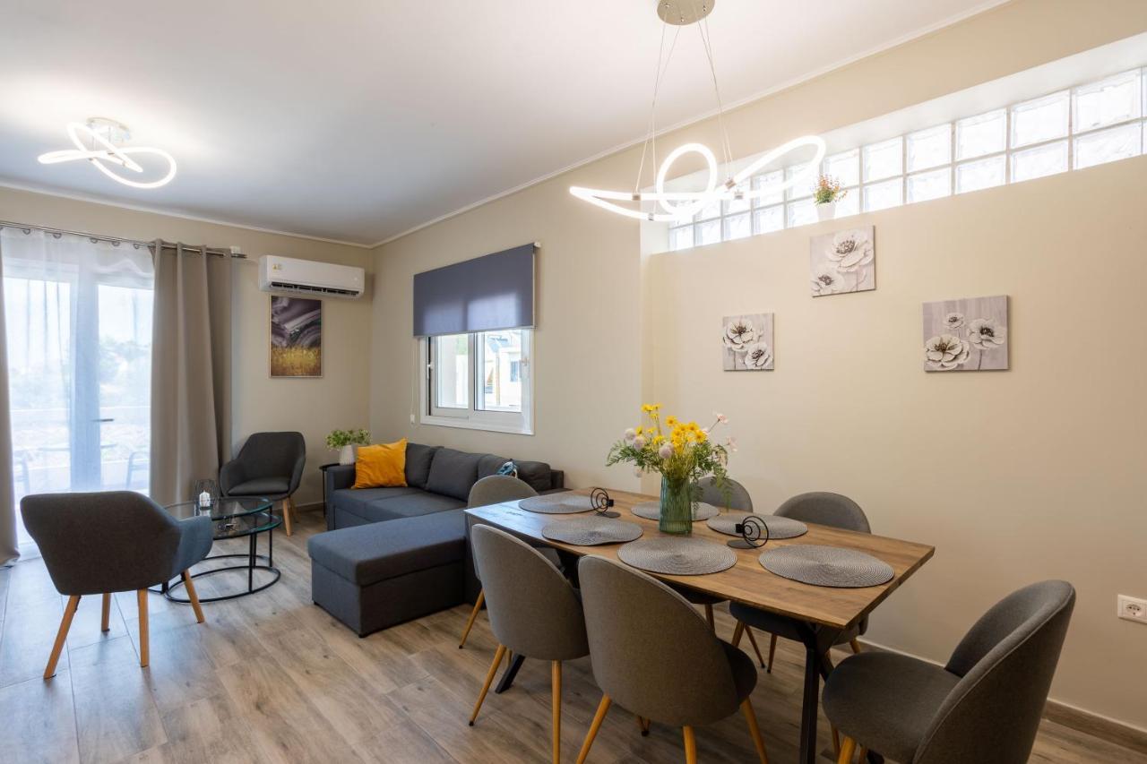 Luxury & Cozy Apartment Messini Exterior photo